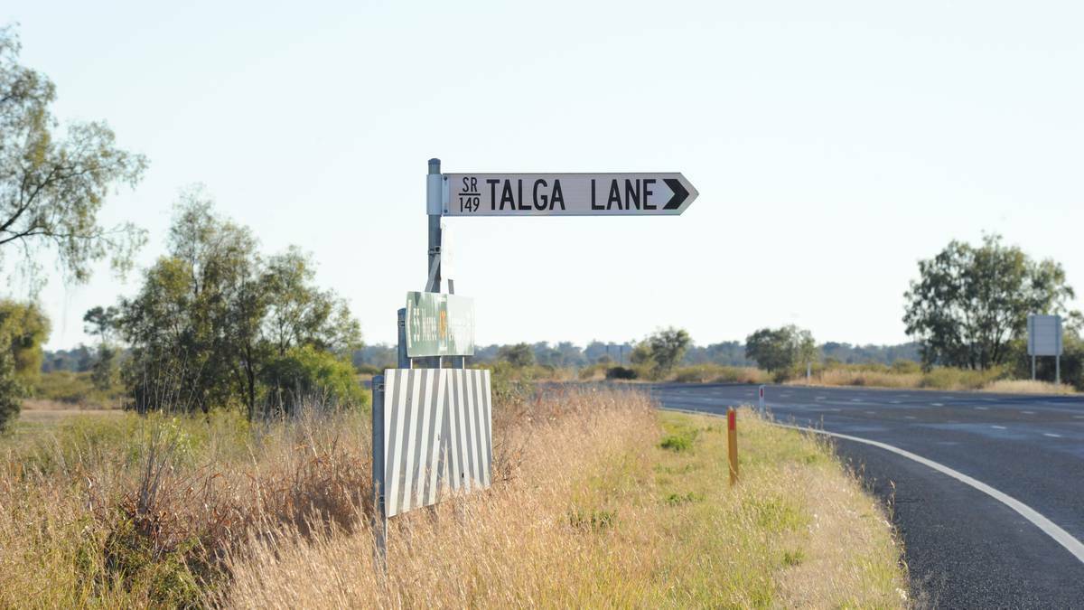 Police have blocked off the road at Talga Lane on the Newell Highway at Croppa Creek after Tuesday's fatal shooting. Picture: CADY ANDERSON, Moree Champion.