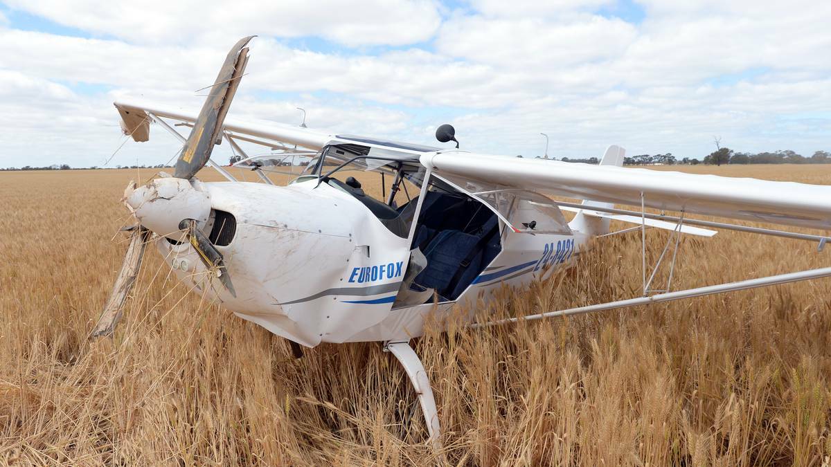 Aircraft crashes near Bendigo