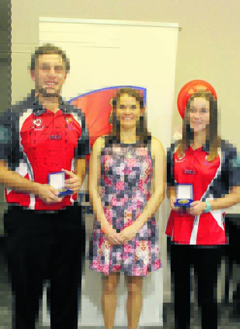 Coleman Sheild winner Taylah Knight (right) and Gleeson Shield winner James Psarakis (left) were presented their awards by Australian Southern Star Erin Osborne at the recent CNZ Awards night.