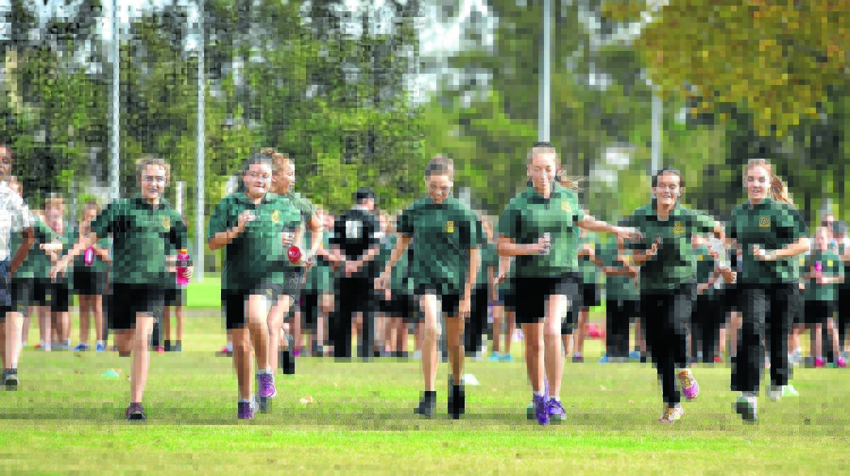 FUN RUN: Peel High School students stride out at their fun run at Riverside Sport Fields in Tamworth. Photos: Geoff O’Neill 180516GOC01