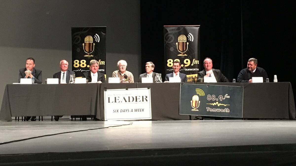 Eight candidates vying for the seat of New England turned out to deabte election issues in Tamworth on Tuesday.