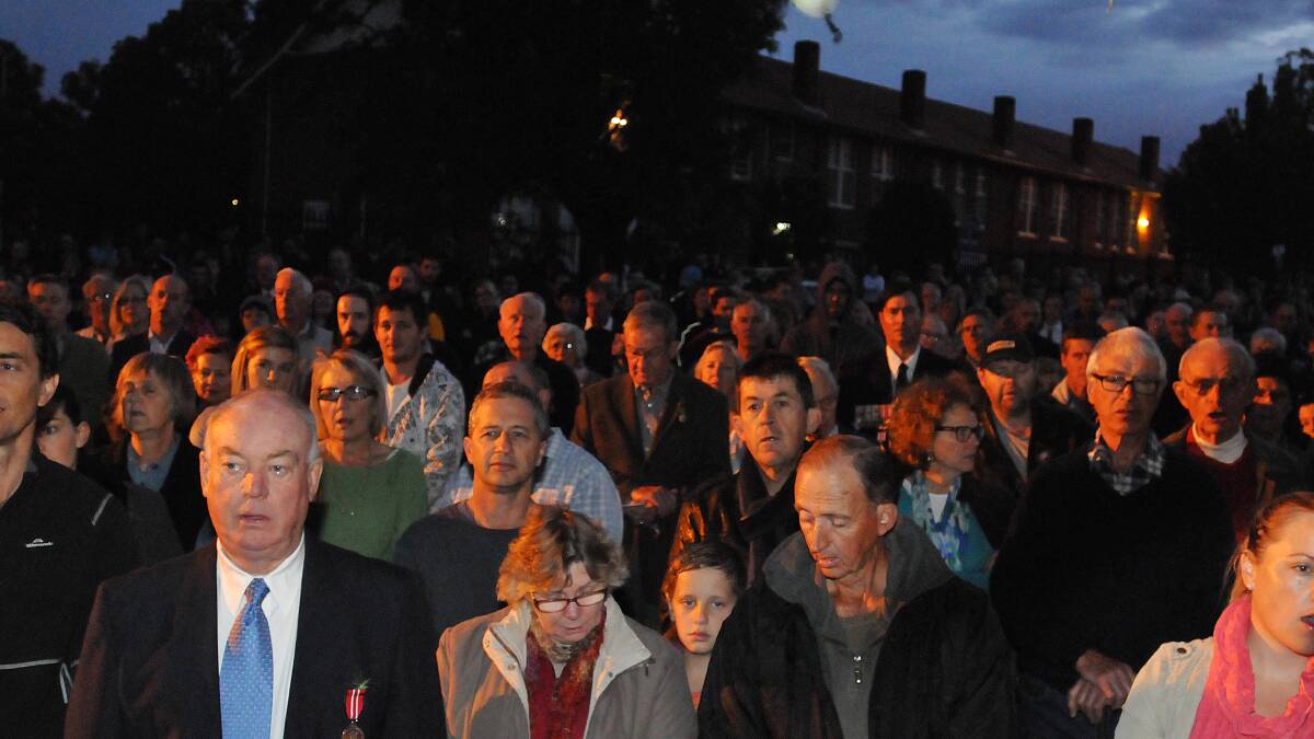 LEST WE FORGET: Thousands gathered at Tamworth's Anzac Park this morning for the Anzac Day Dawn Service.  Photos:Geoff O'Neill.  