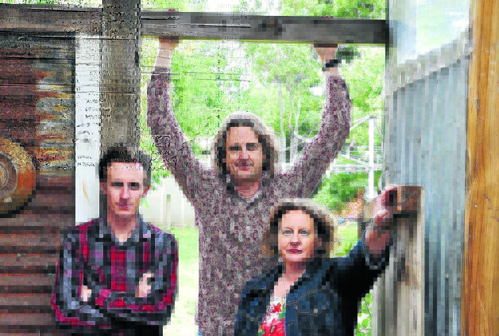 BEAUT BAND: The Cartwheels, from left, Charley Phypers, Dave Patterson and Wendy Phypers, have teamed up with Marie Hodson for a series of shows highlighting country’s leading ladies.