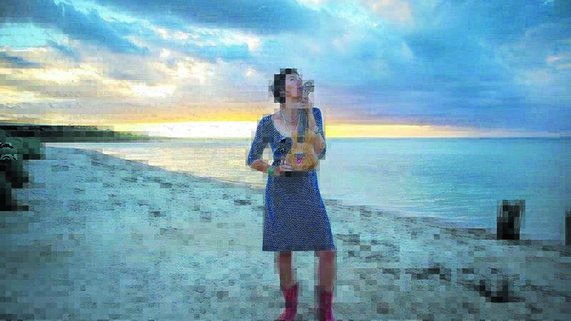 WELCOME RETURN: Sarah Carroll, the Ukulele Queen of the Bellarine, will be back in Tamworth on March 31 for a gig at The Loft. 