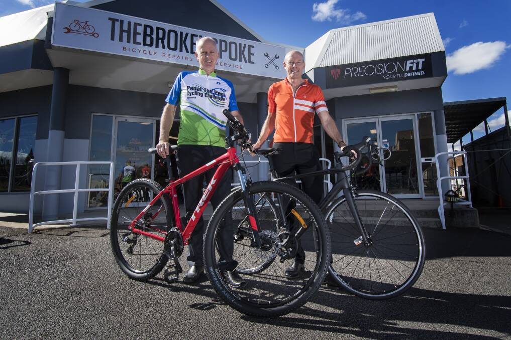 FUNDRAISER: Brett White and Terry Robinson are gearing up for the Pedal the Peel Cycling Challenge. Photo: Peter Hardin 040418PHA004