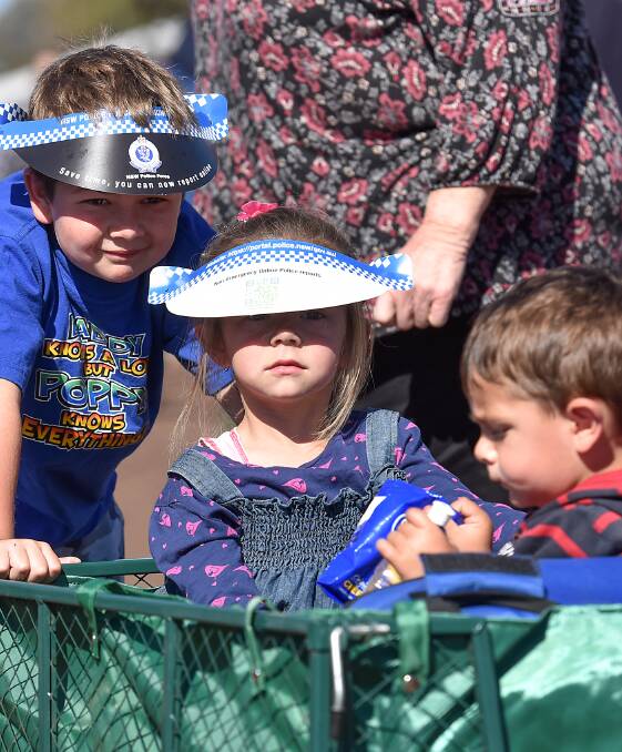 FUN IN THE SUN: These AgQuip kids enjoyed their day out in Gunnedah. 160816GGD10
