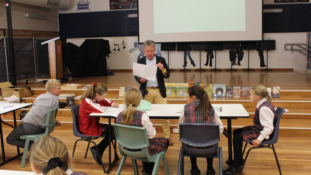 Writer John Heffernan at a workshop with Gunnedah South students from stage 3.