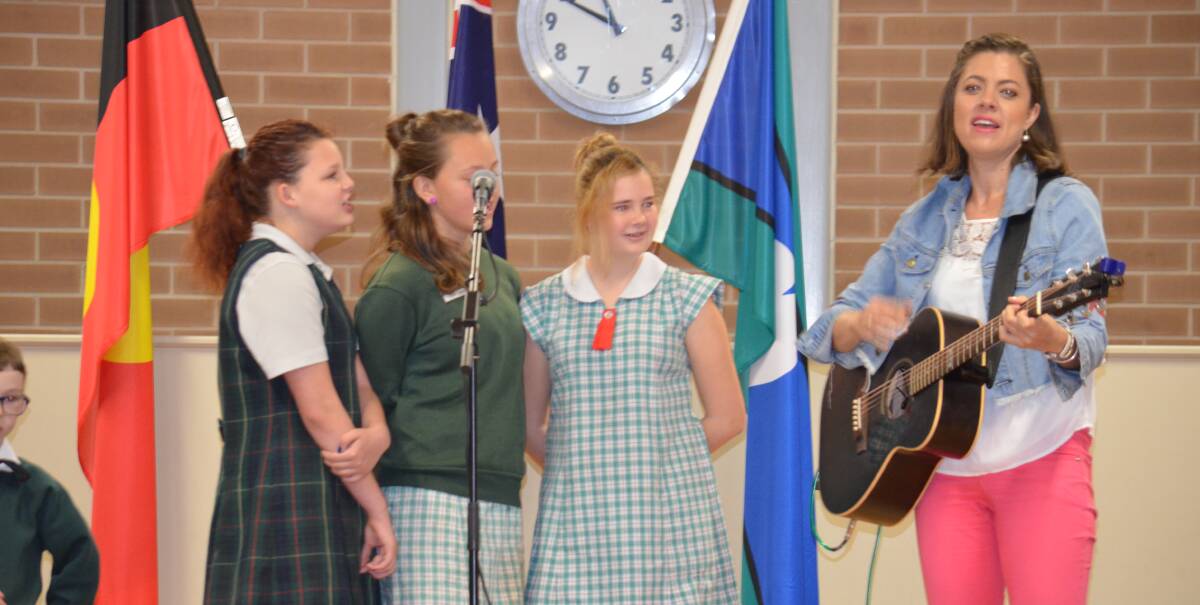 These Hillvue hipsters have a real future. Jessica Parsons, Kassidee Dawson, Bridget Maclean and Amber Lawrence were right on song.