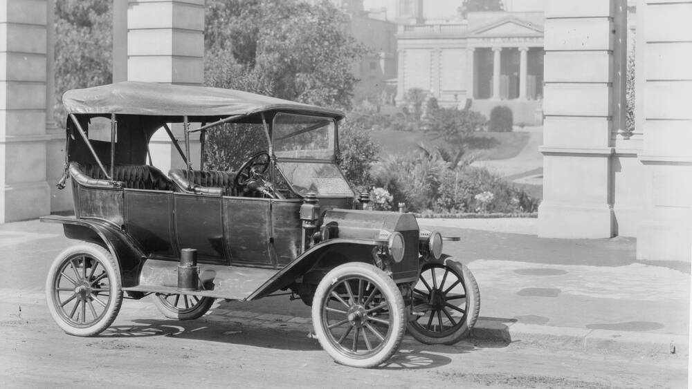 T-model Ford car parked outside Geelong Library at its launch in 1915. Photo: HAROLD PAYNTING COLLECTION/STATE LIBRARY OF VICTORIA