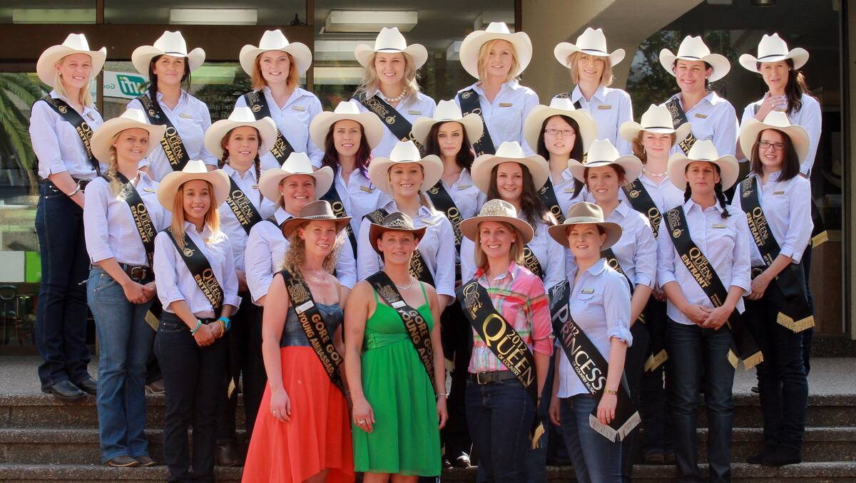 The 21 Queen Quest entrants are pictured out the front of Tamworth Regional Council with Tamworth's sister city Gore Queens and 2012 Queen and Princess. Photo: Robert Chappel