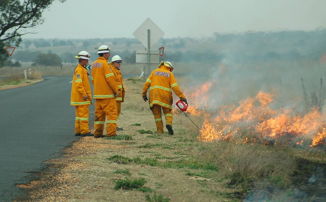 Firies worked to control blazes at Coonabarabran and Gunnedah yesterday.