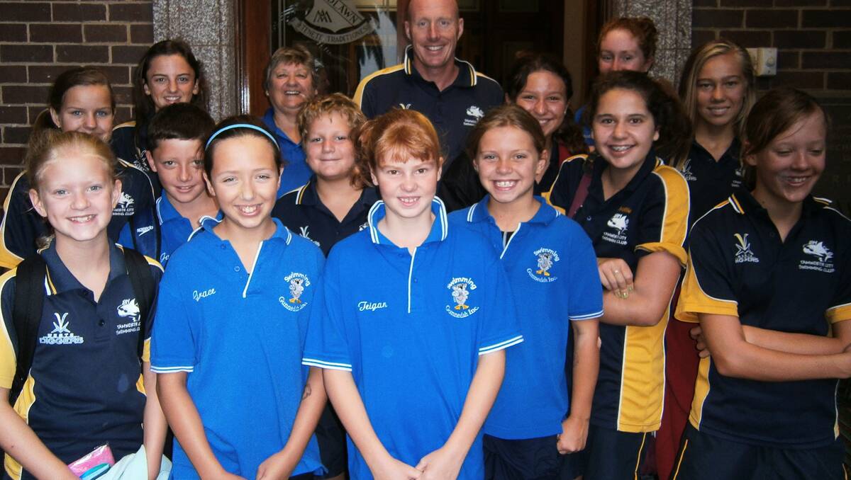 Tamworth and Gunnedah swimmers travelled over together to the recent Country Regionals and did well. (Second row from left)  Josie Chicks, Annie Hobson, Pat McAdam, Nicolas Monet, Issy Turner, Mikaela Meyers, Elly Williams, (Front from left)  Kathryn Burke, Jackson Carr, Grace McLean, Nathan Summers, Teigan Meyers, Anaya Boal, Millie Summers and Molly Johns. Absent: Bayley and Sophie Williams, Mikaela and Reuben Short