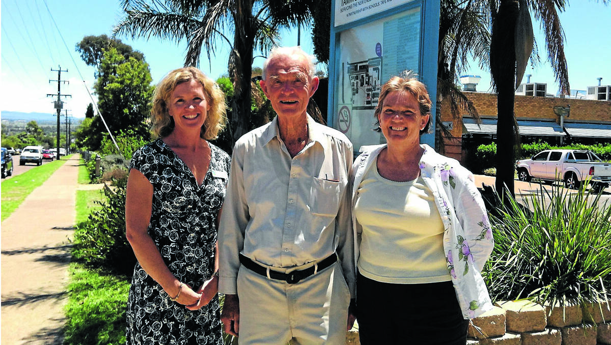 IT'S BACK: The College of Counselling Studies has regained accreditation for its diploma-level counselling course following an agreement with TAFE New England Institute. Pictured are, from left, TAFE New England  Institute faculty director Lyn Rickard, College of Counselling Studies board chairman Doug Campbell, and College of Counselling Studies principal Jenny Regan.