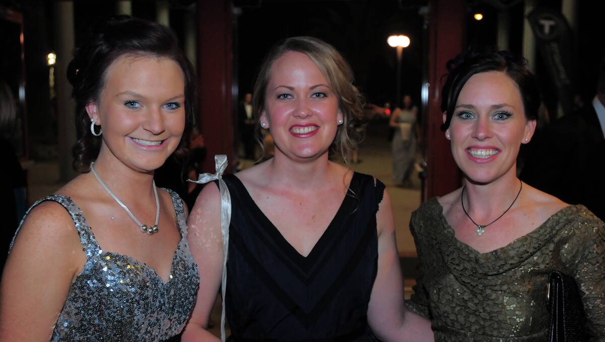 Taylah Oliver, Sophie O'Neill of Tamworth Remedial Massage and Jessica Campbell of Jess and James Hair and Makeup at the Quality Business Awards held at TRECC on Friday night. Photo: Robert Chappel