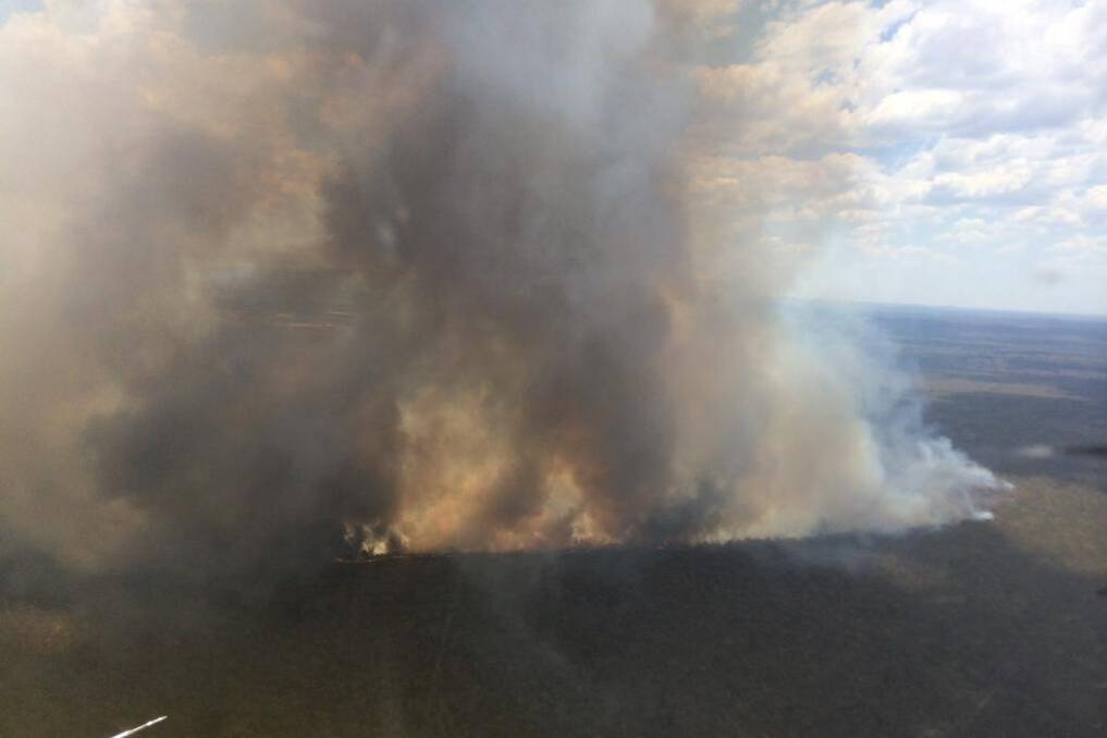 The Oxley Crossing fire, near Coonabarabran is burning towards Rocky Glen. Pic: RFS