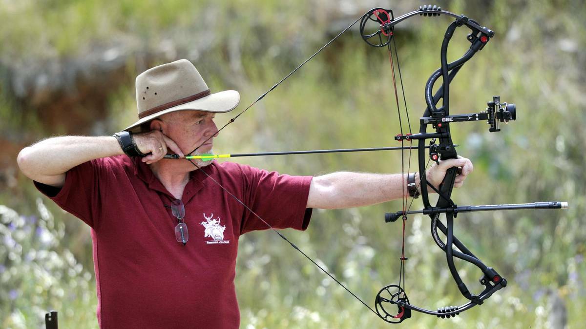 John Jeffries of Wagga takes aim in the Wagga Field Archers shoot at Wokolena Road range. Picture: Les Smith