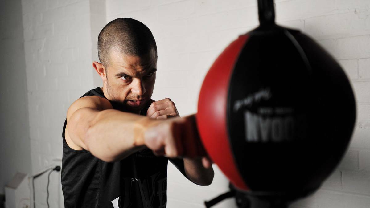 Wagga boxer Joe Williams prepares for his fight against Brett Smith next week. Picture: Alastair Brook