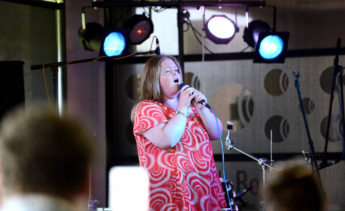 Renee Maurice from New Zealand at the South Tamworth Bowling Club talent quest. Photo:Barry Smith 210114BSK03