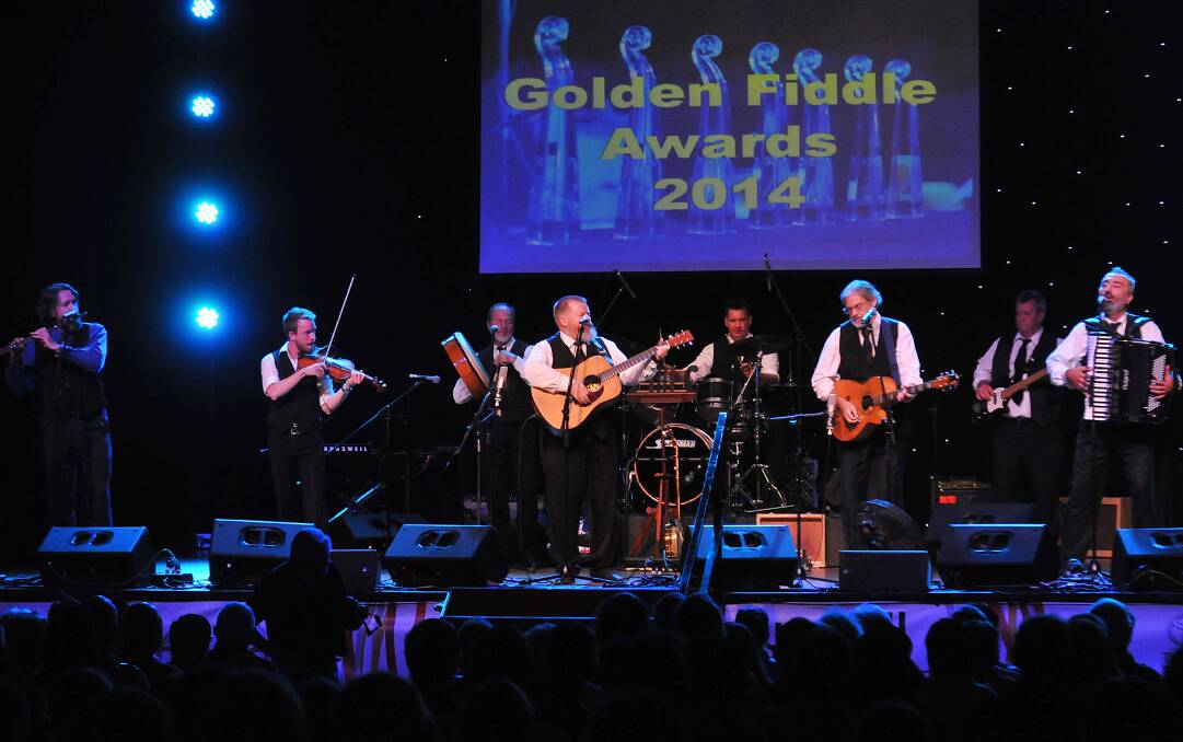 Murphy's Pigs perform at the Golden Fiddle Awards Concert. 230114GOA03