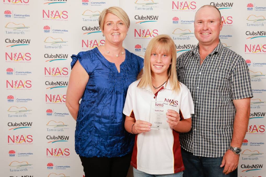 NIAS Tennis (from left) Justine Bramley (Inland Technology Tennis Sponsor) Sophie Reid Jarrod Campbell Coach. Photos supplied by NIAS.
