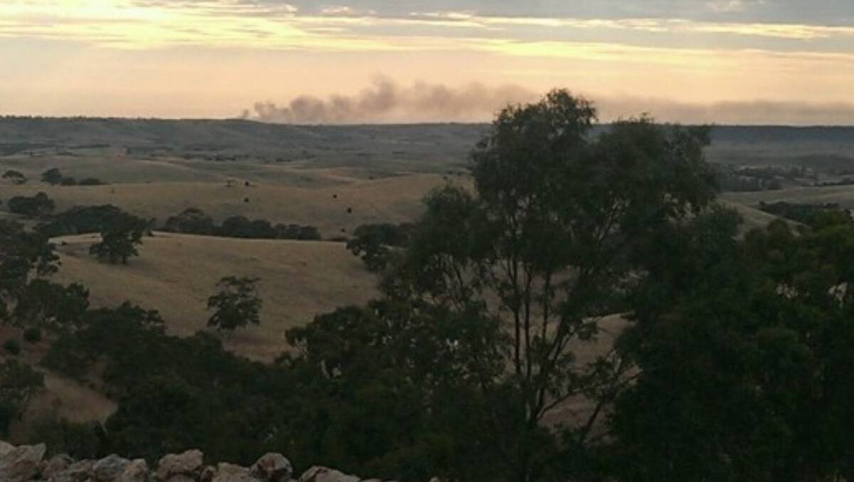 Fire at Rockleigh in South Australia could be seen from nearby Adelaide Hills town of Bruckunga. Photo by Ellen Reeves