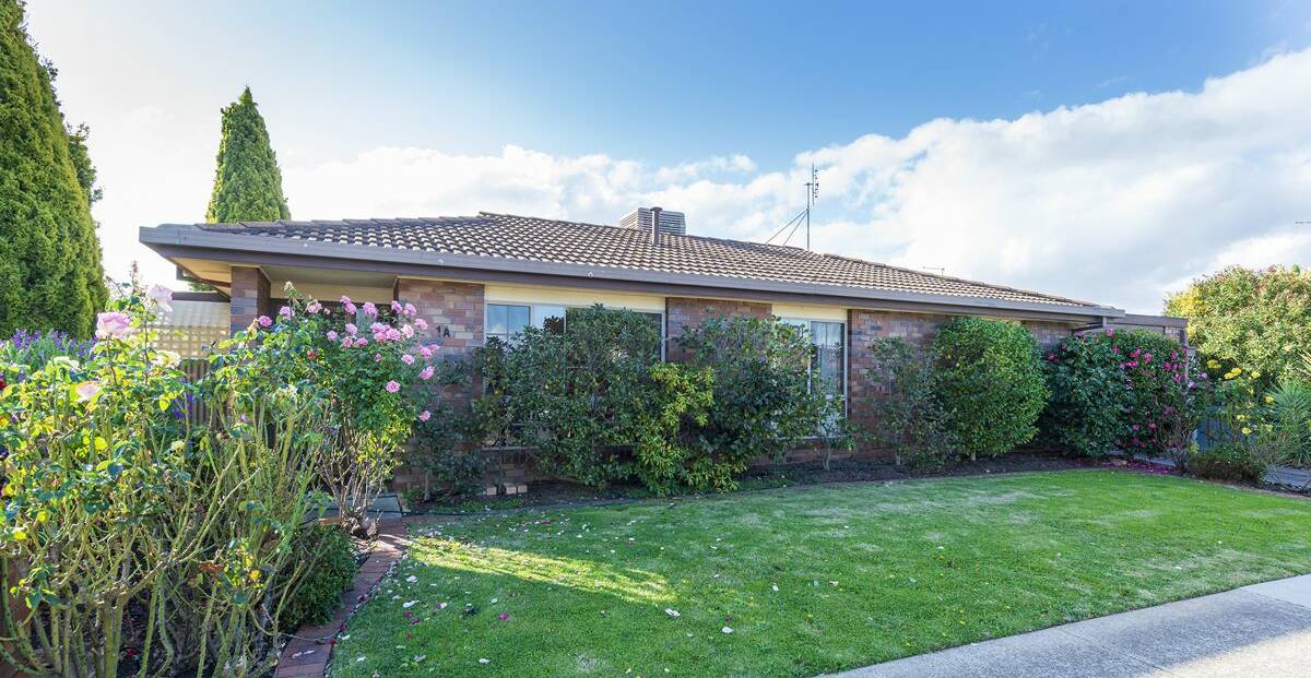 This two-bedroom unit at 1A Rennison Street, Horsham is listed for $350,000. Picture: Supplied 