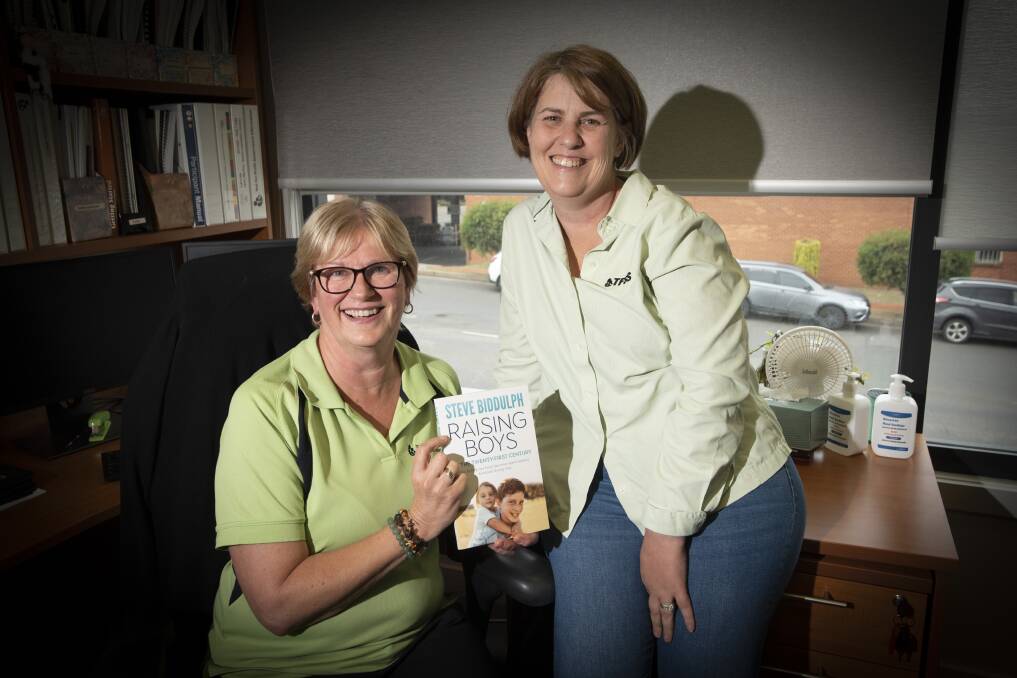 GUIDANCE: Tamworth Family Support Service staff Julie Green and Annette Pascoe. Photo: Peter Hardin