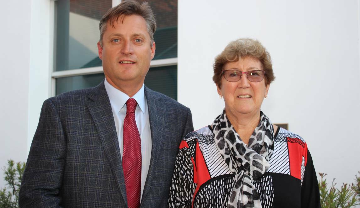 Former Gunnedah Shire Council mayor Gae Swain with now mayor Jamie Chaffey in 2016. Picture file