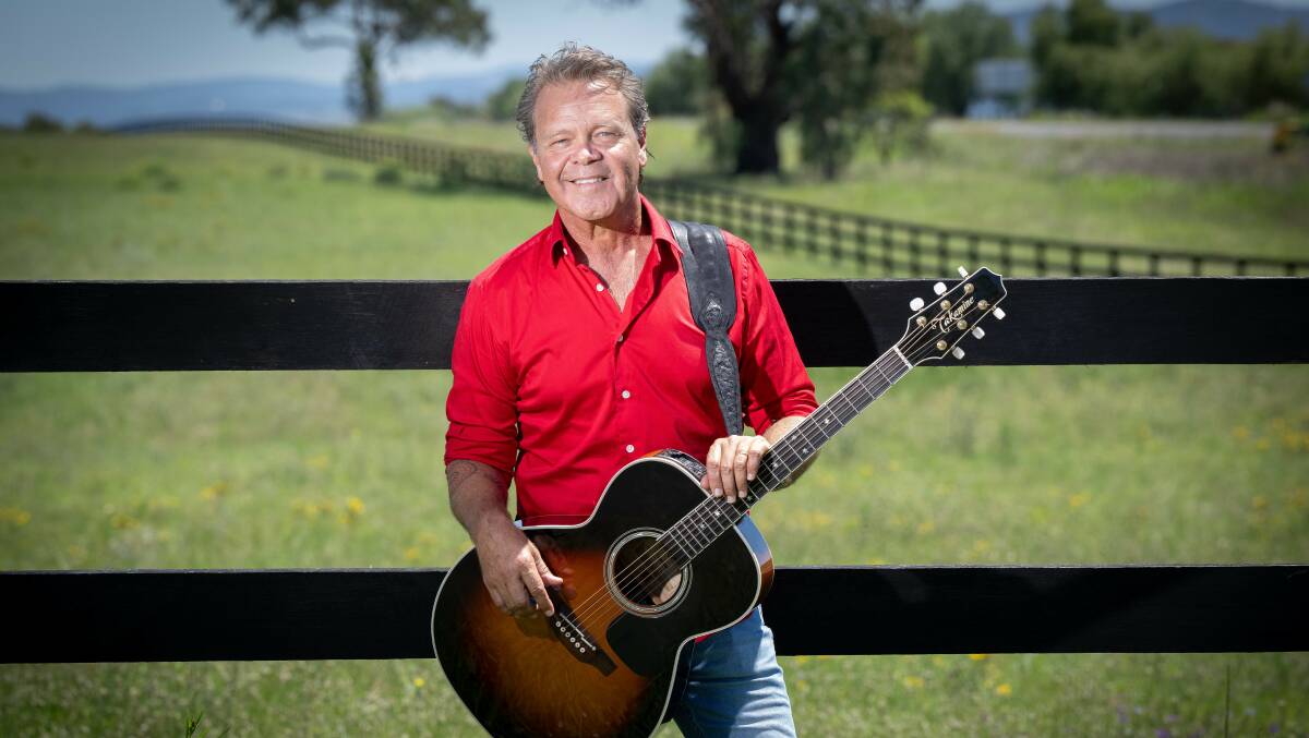 Australian country music singer Troy Cassar-Daley will be performing on Tamworth on January 25, 2023. Picture by Peter Hardin