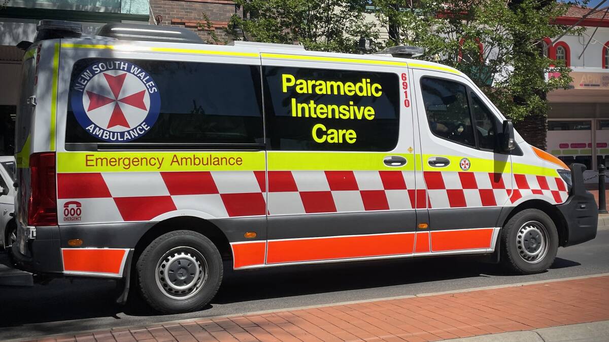 HSU paramedics in Tamworth are refusing to drop their 'on-call' ban as NSW Ambulance threatens to take them to the Industrial Relations Commission. Picture by Rachel Gray