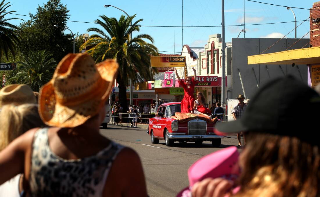 Tamworth Country Music Festival street parade in 2013. Picture by Marina Neil