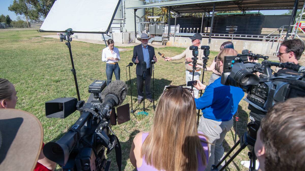 Tamworth's mayor and the state's water minister answered questions from the media on the status of a proposed industrial water recycling plant following a funding announcement on Tuesday morning. Picture by Peter Hardin