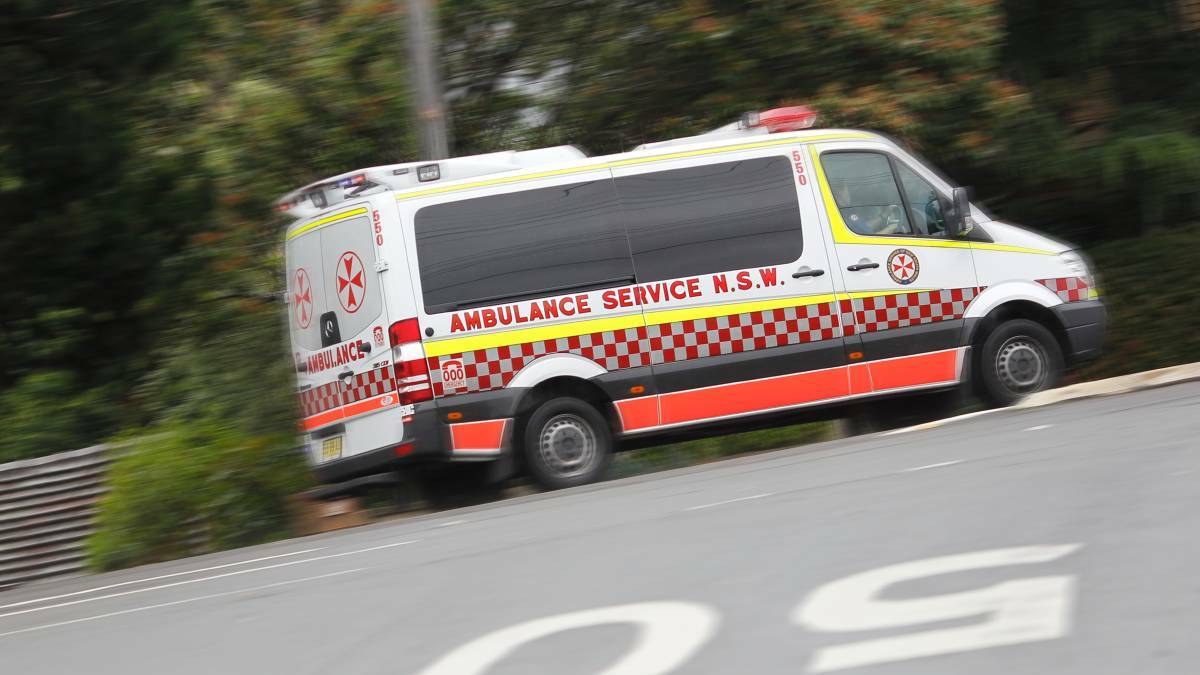 A man has died and four people have sustained injuries after two utes crashed on Bingara Road about 150 kilometres north of Tamworth. Picture file