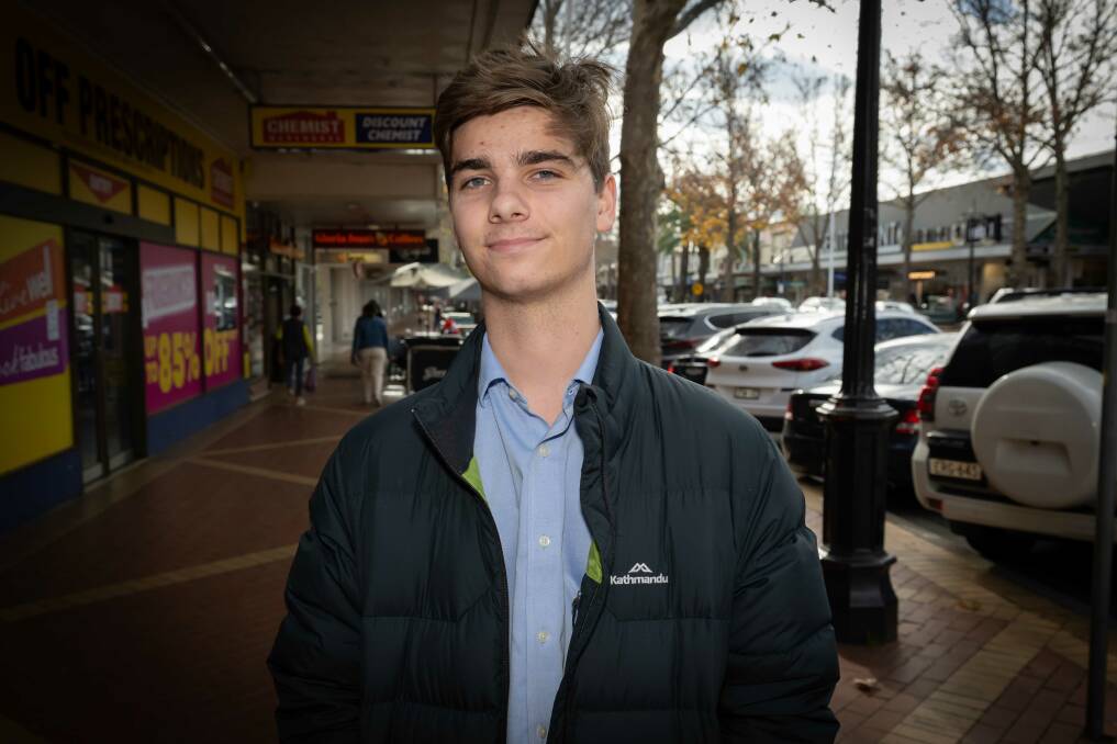University student Mitchell Macaulay commutes from Tamworth to Newcastle for uni each week due to the high cost of living. Picture by Peter Hardin