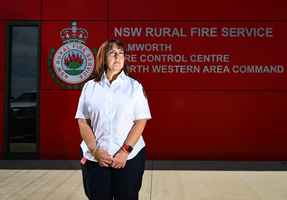 Tamworth District Inspector Bronwyn Waters stands outside Tamworth fire control centre, after returning from Canadian deployment on Tuesday, August 22. Picture by Gareth Gardner.