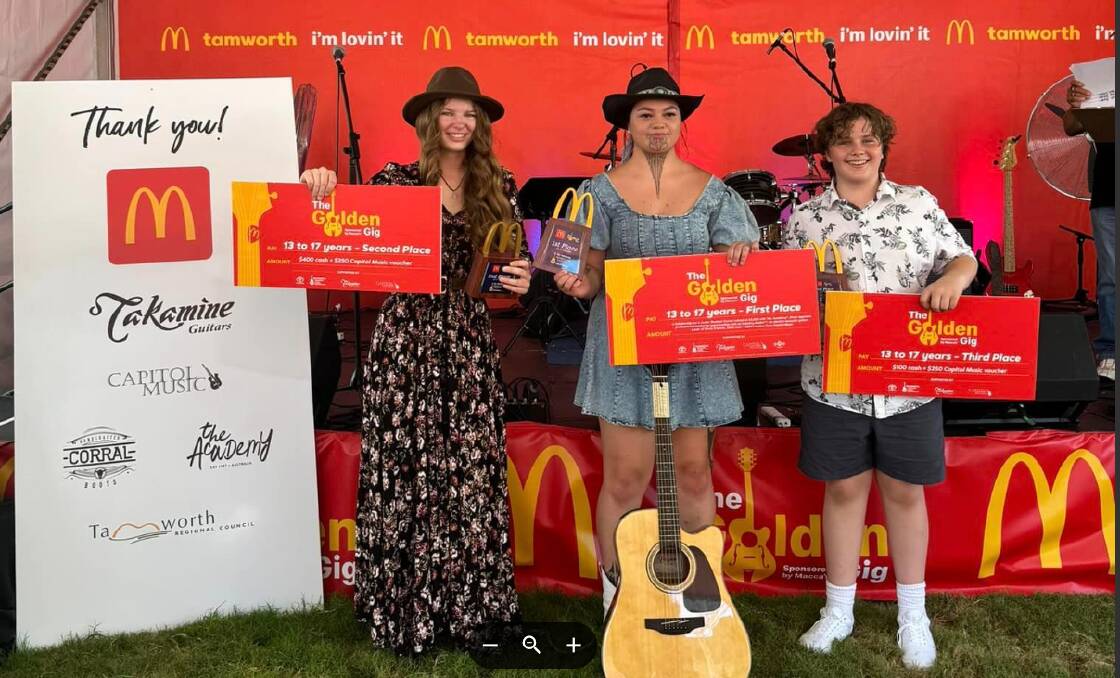 Senior winners of the Golden Gig - second-placed Lucy Beveridge, 15, Stewart Brook; winner Maia Fletcher, New Zealand; and third-placed Robbi Morgan, 14, Hornsby. Picture by Tamworth Regional Council.