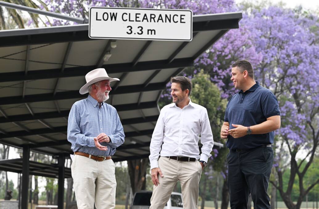 Tamworth regional mayor Russell Webb, Tamworth MP Kevin Anderson and Councillor Marc Sutherland at the newly completed shelter in Bicentennial Park. Picture by Gareth Gardner 