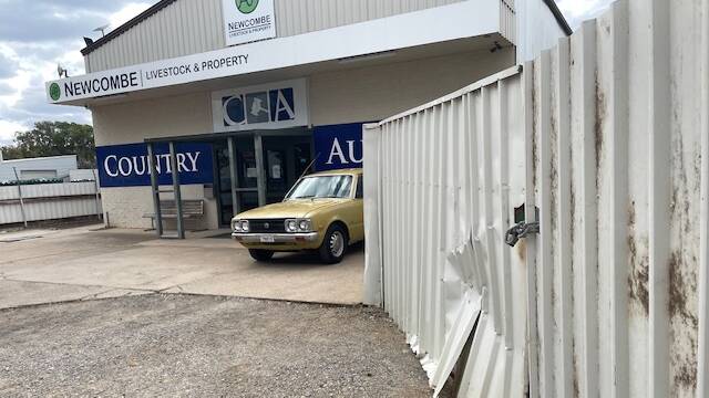 Thieves reversed a ute into the gates of the business to gain entry. Picture by Peter Hardin. 