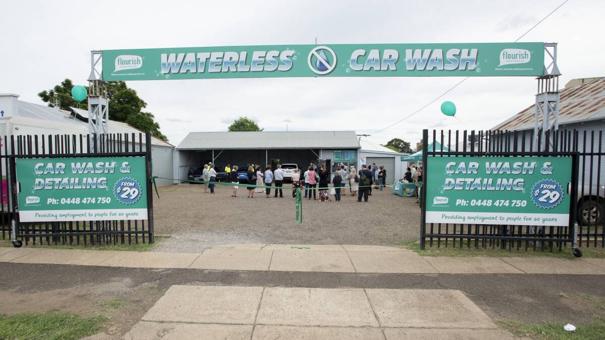Waterless car wash: The new venture capitalizes on our need to conserve water. 040320PHB061