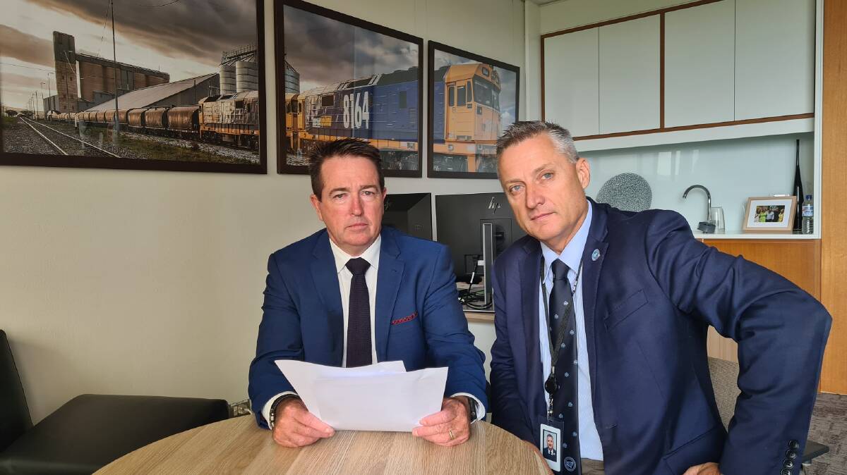 Gunnedah Shire Mayor Jamie Chaffey discusses regional crime with Shadow Minister for Police Paul Toole earlier this year. Picture supplied.