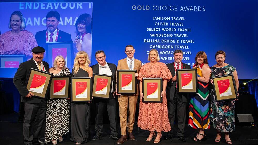 Gold Choice Award winners, including Chris Watson (middle) at the recent awards held on the Gold Coast. Picture supplied.