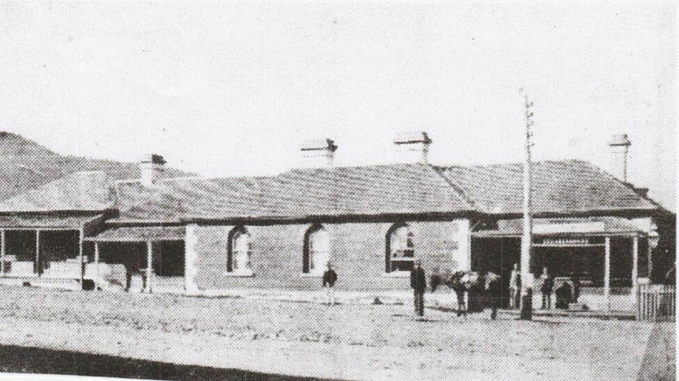 What did Tamworth's first Post Office look like?