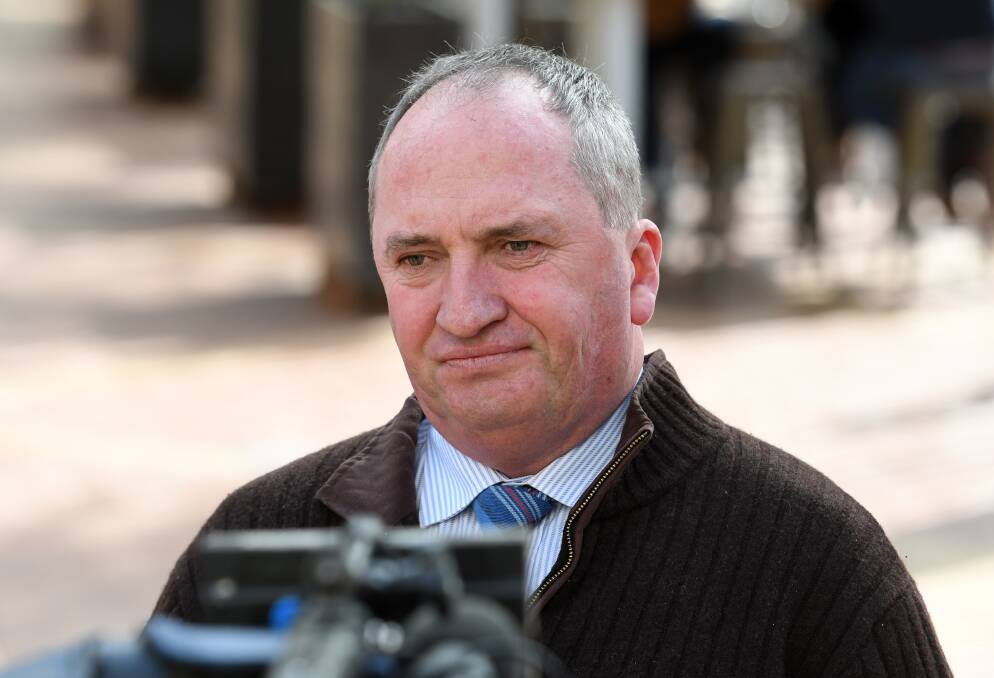 Barnaby Joyce says two that died from fire in his electorate probably voted Greens