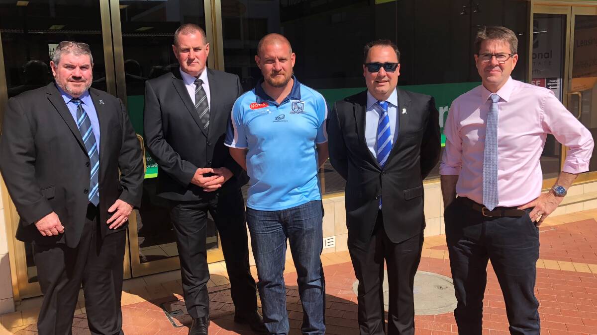 Men in blue: Left to right, Police Association of NSW President Tony King, local PANSW representatives Jeff Budd, Josh McKenzie and Mick Buko with Member for Tamworth Kevin Anderson. Photo: Supplied