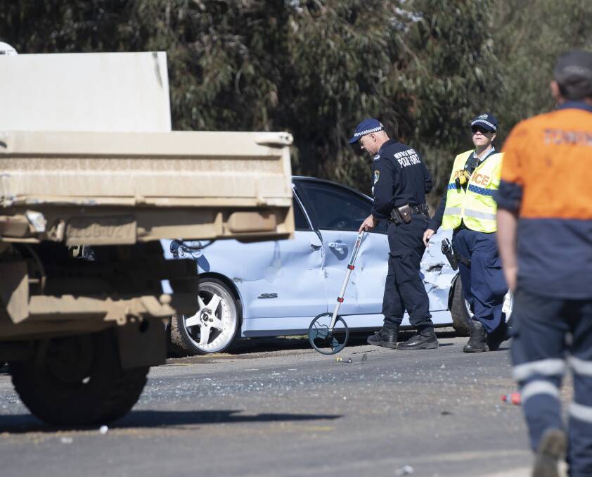 The scene of the crash on Duri Road and Bylong Road in Tamworth. Picture by Peter Hardin