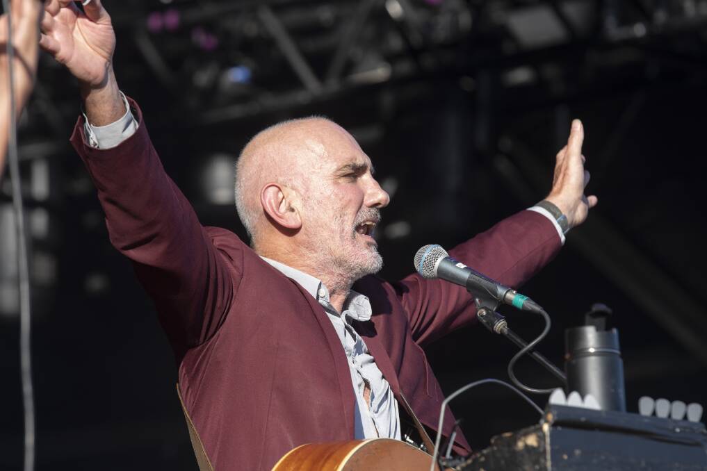 The star studded line-up included not only Cold Chisel but Paul Kelly, Troy Cassar-Daley and Kasey Chambers. Photos: Peter Hardin