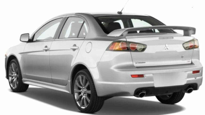 Oxley police are appealing for anyone that may have dashcam footage of a Mitsubishi Lancer in Tamworth on Sunday night.