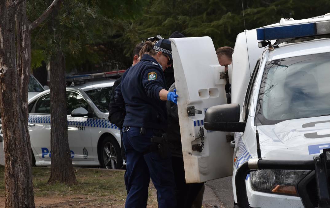 Three juveniles were arrested by Oxley police overnight on Tuesday in Tamworth. Picture from file