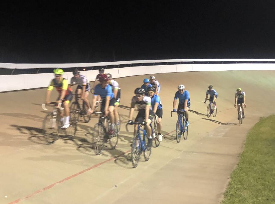 Tamworth Cycle Club started racing under lights on Friday.