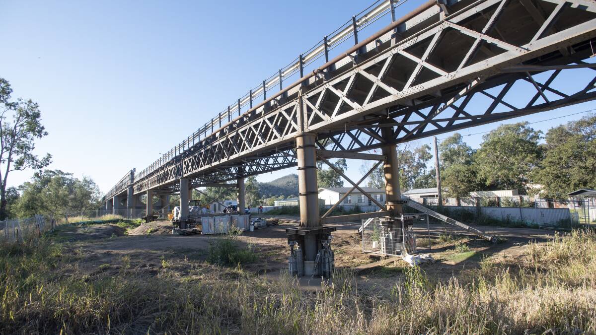 NOW: An immediate 15-tonne load limit has been placed on the Namoi River Bridge on Manilla Road. Photo: Peter Hardin